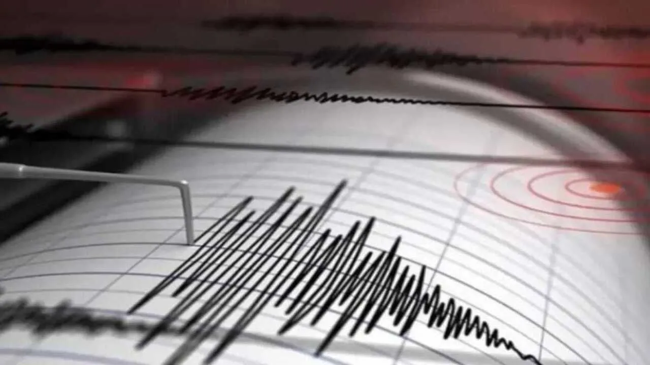 EGE DENİZİ’NDE 4,6 BÜYÜKLÜĞÜNDE DEPREM
